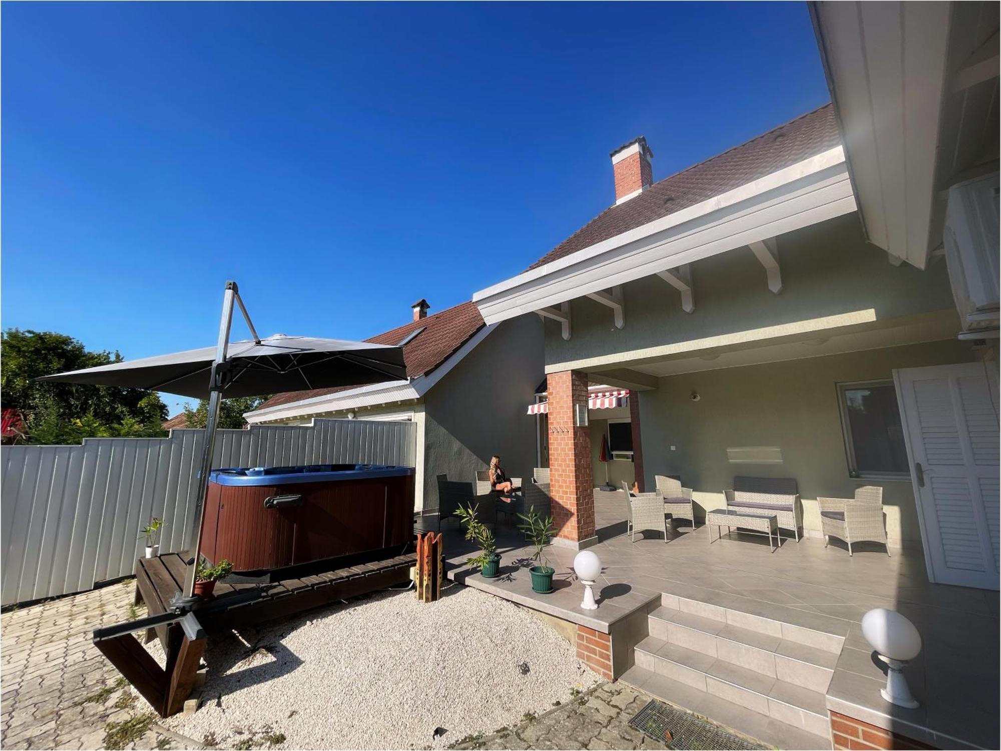 NikoLux Apartman Hajdúszoboszló Extérieur photo