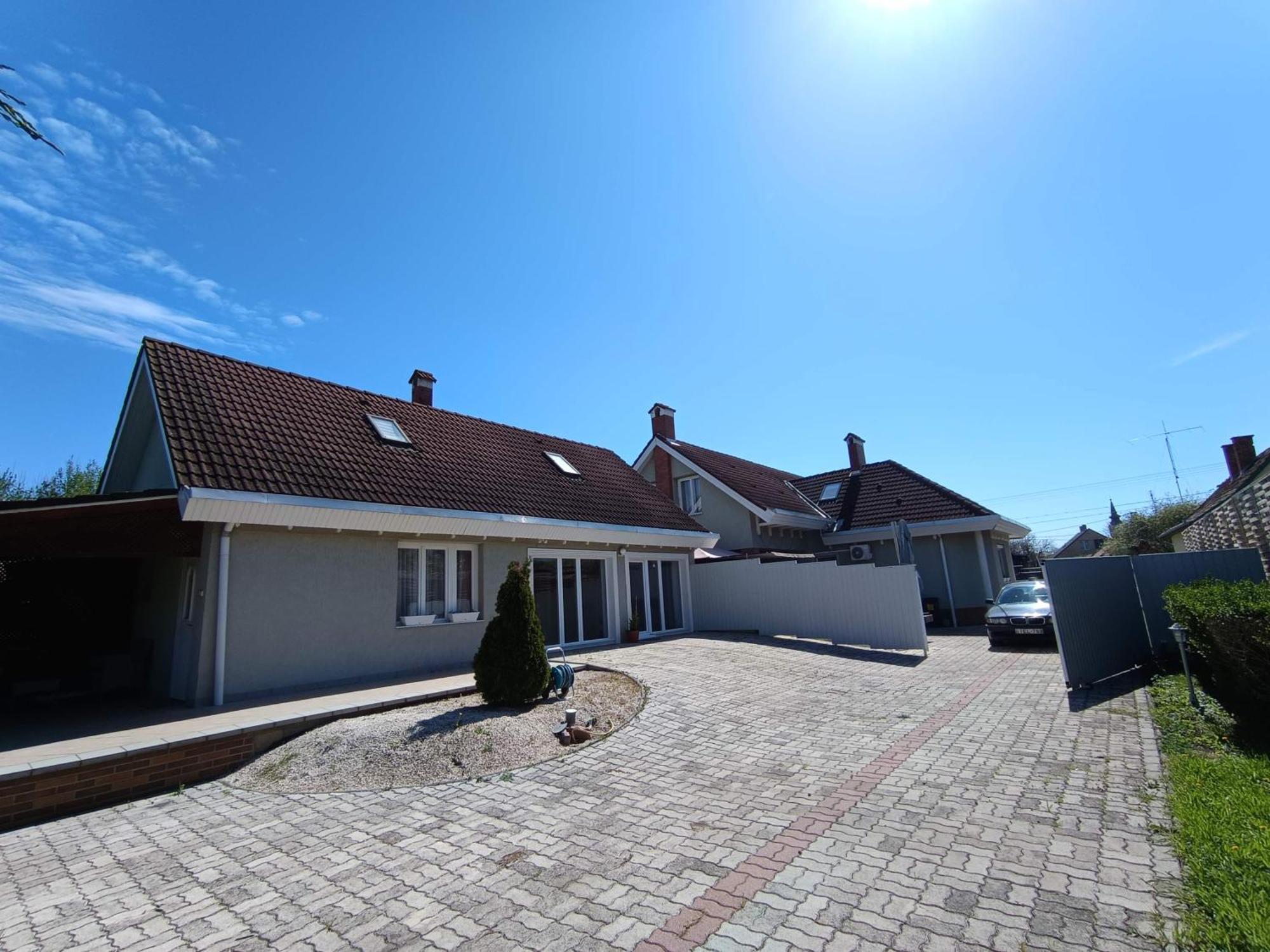 NikoLux Apartman Hajdúszoboszló Extérieur photo
