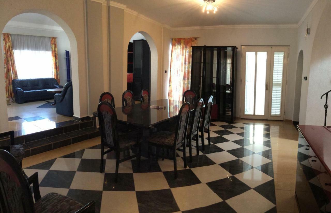 NikoLux Apartman Hajdúszoboszló Extérieur photo